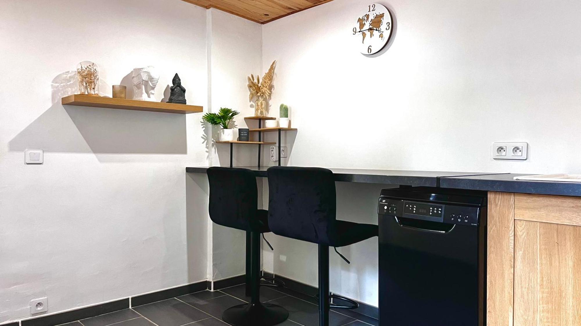L'Oranger - Magnifique Studio Independant Sur Mougins Avec Jacuzzi Prive - Parking - Climatisation Exterior photo